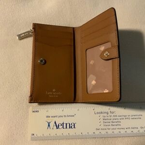 NWOT Kate Spade Slim Bifold Wallet